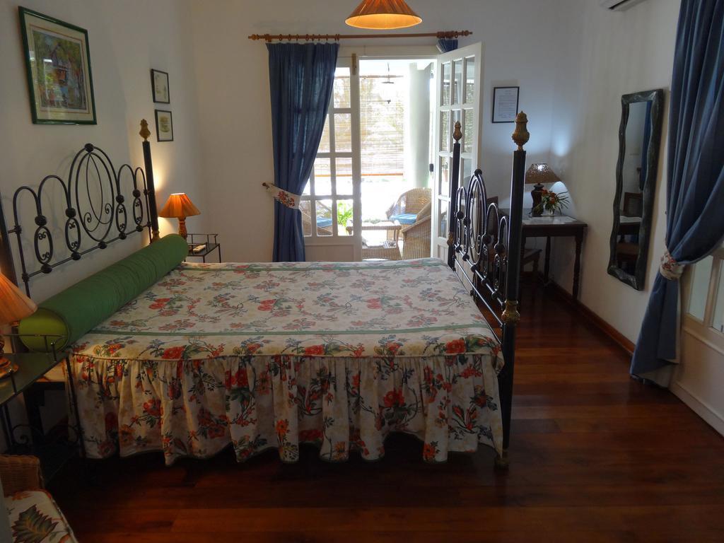 Bed And Breakfast Maison Papaye La Gaulette Δωμάτιο φωτογραφία